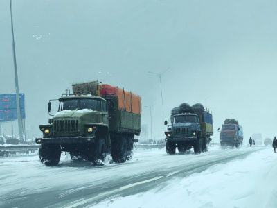 Возьмем груз от Якутска до Батагая и Усть-Куйги