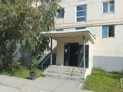 Продаю 3-х комн. квартиру в самом центре Якутска